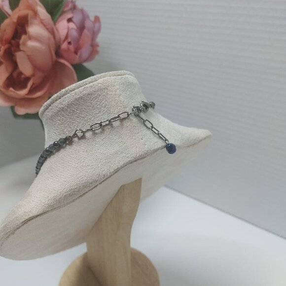 Polished Stone Flower bouquet pendant w/ purple blue black bead accents Necklace - Picture 5 of 9